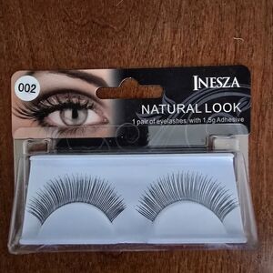 Inesza Natural Look False Eyelashes – Style 002